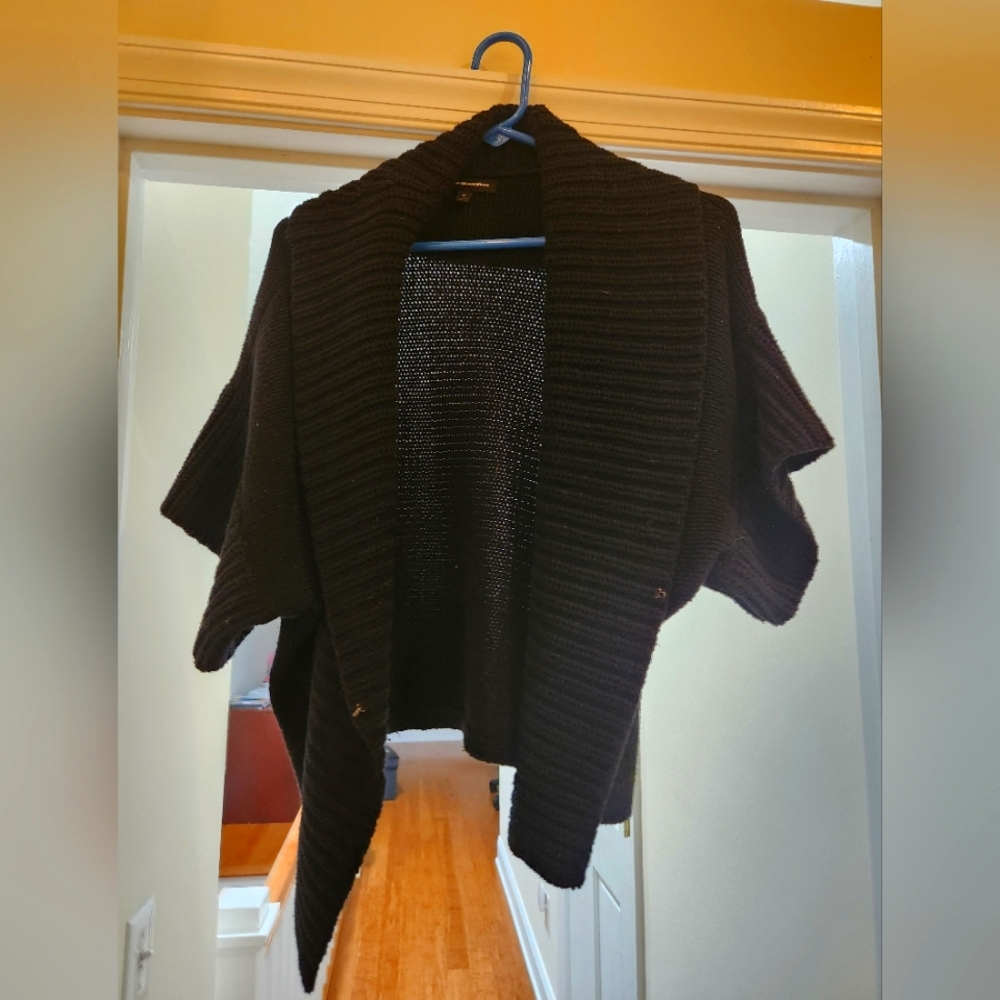 Express black sweater, size medium